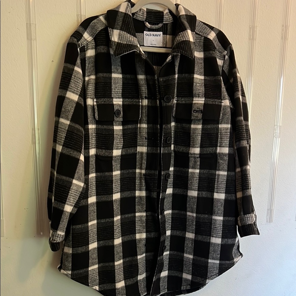 Old Navy Black and White Plaid Shirt Jacket
